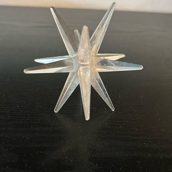 Quartz star. Hand crafted from several pieces very delicate and very powerful